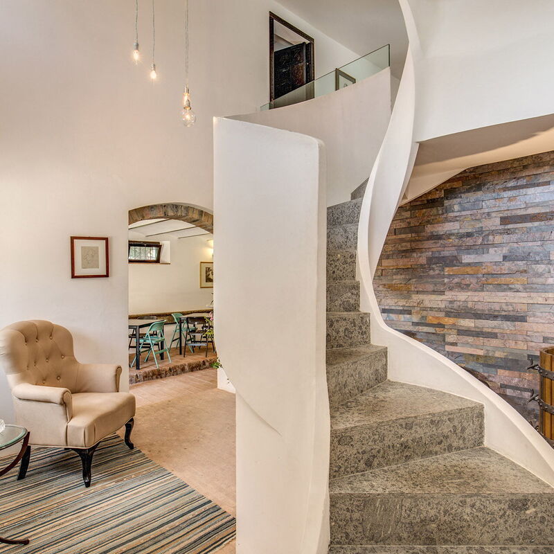 La Corte Del Grano: la-corte-del-grano-abbadia-villa-living-room