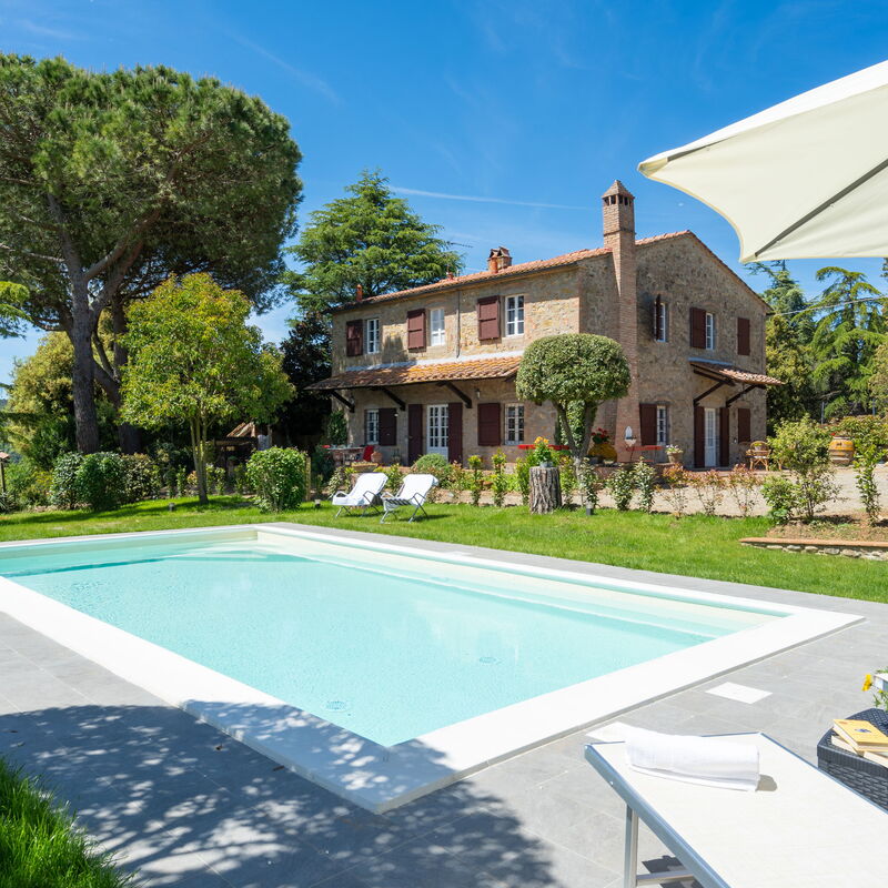 Villa Gabry: Building Exterior, Pool