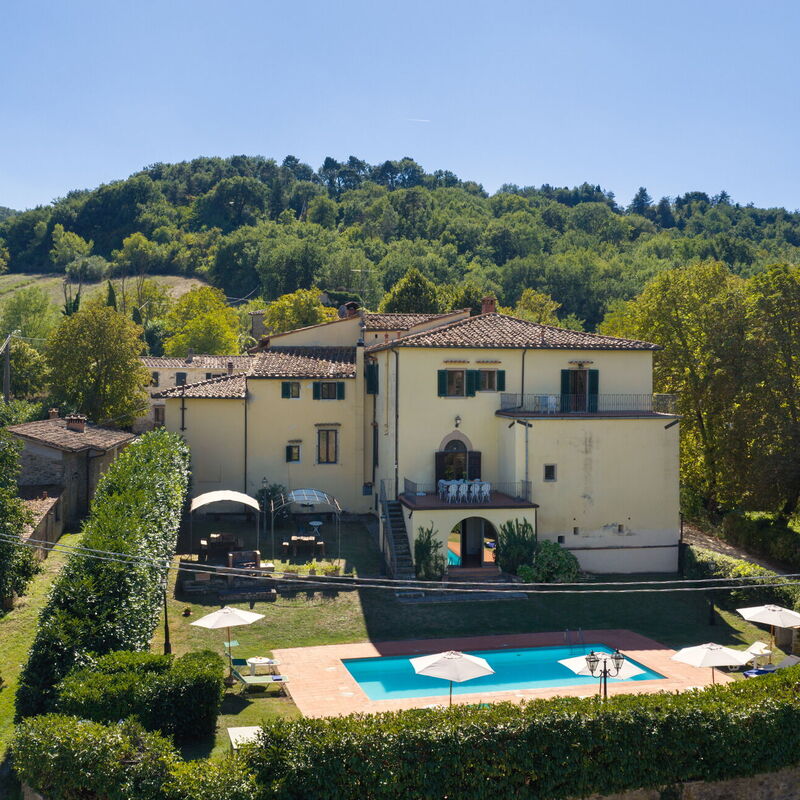 Villa Marisel: Balkon / terasa / vrt, bazen, Eksterijeri, Vrt