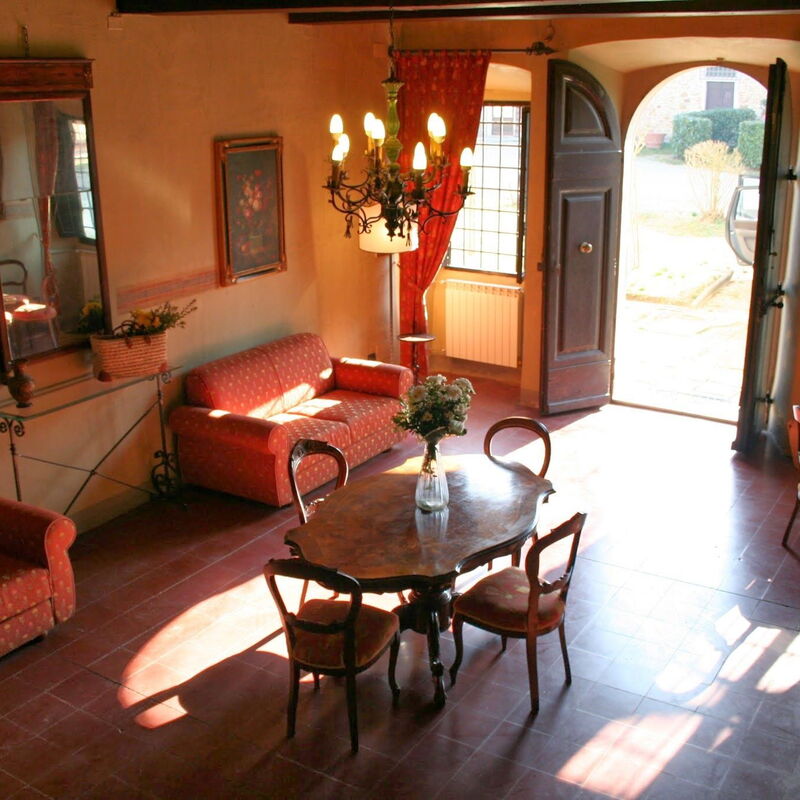 Villa Marisel: Living Room