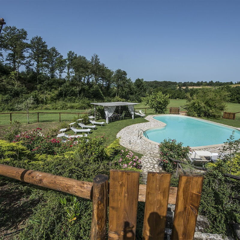 Luxury Ponente: Building Exterior, Pool