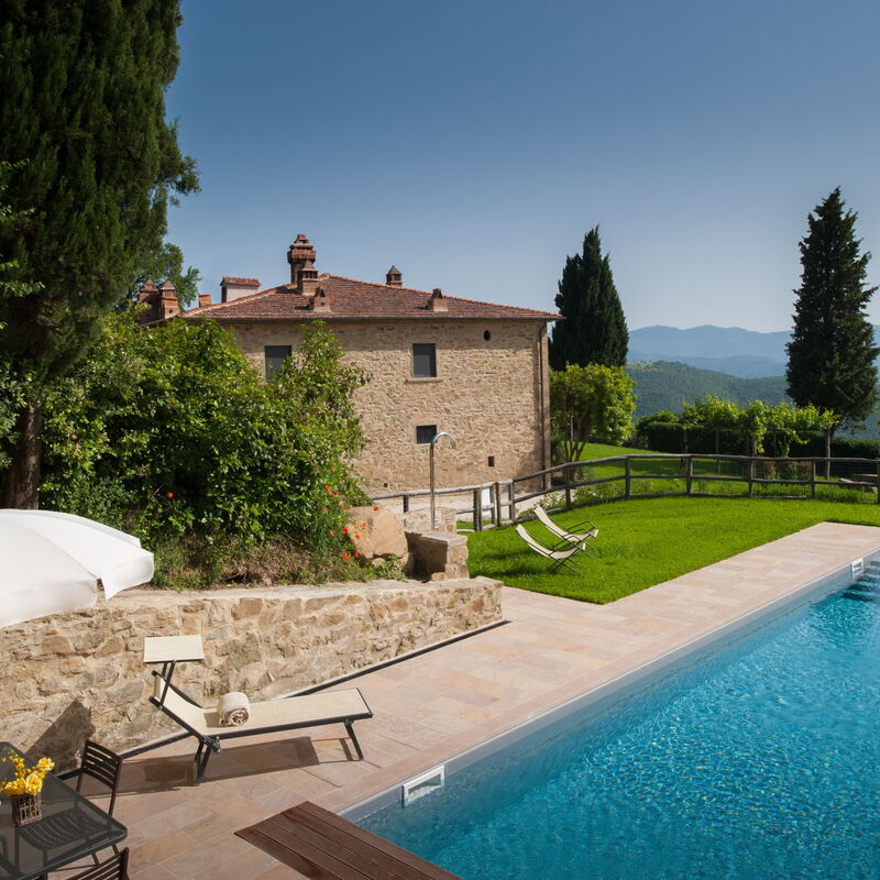 Winery Alpe Villa: Pool, Scenic View