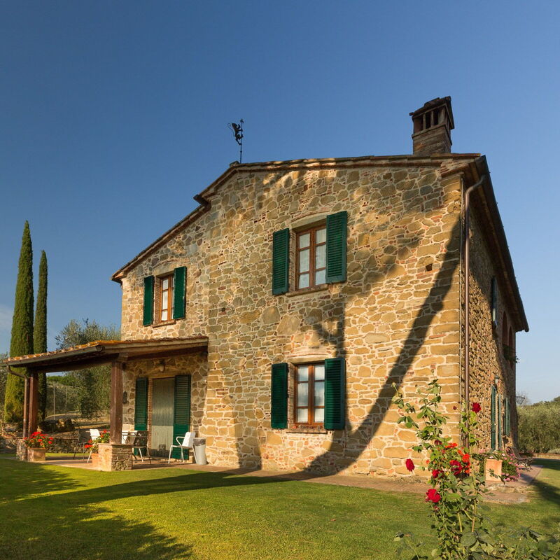 Il Salto Della Chiana: Building Exterior, Main Entrance