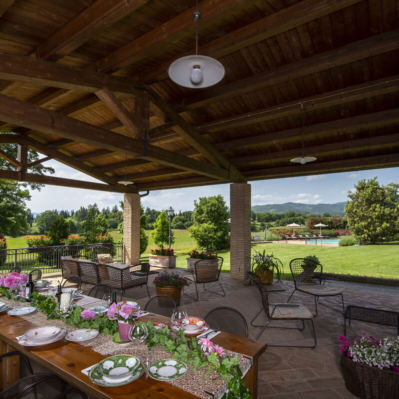 Casaletto Sul Lago: Balcony / Terrace / Patio, Building Exterior