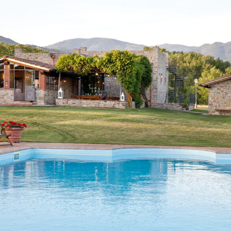 Al Caldo Ritiro: Building Exterior, Garden, Main Entrance, Pool