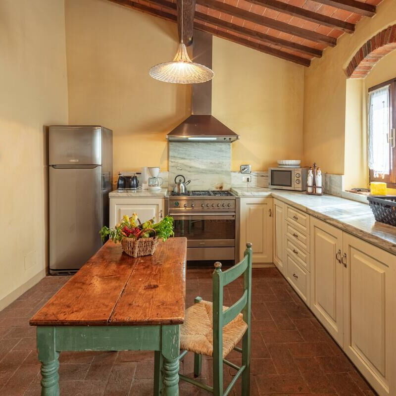 Stony Tuscan Farm: Dining Room, Kitchen