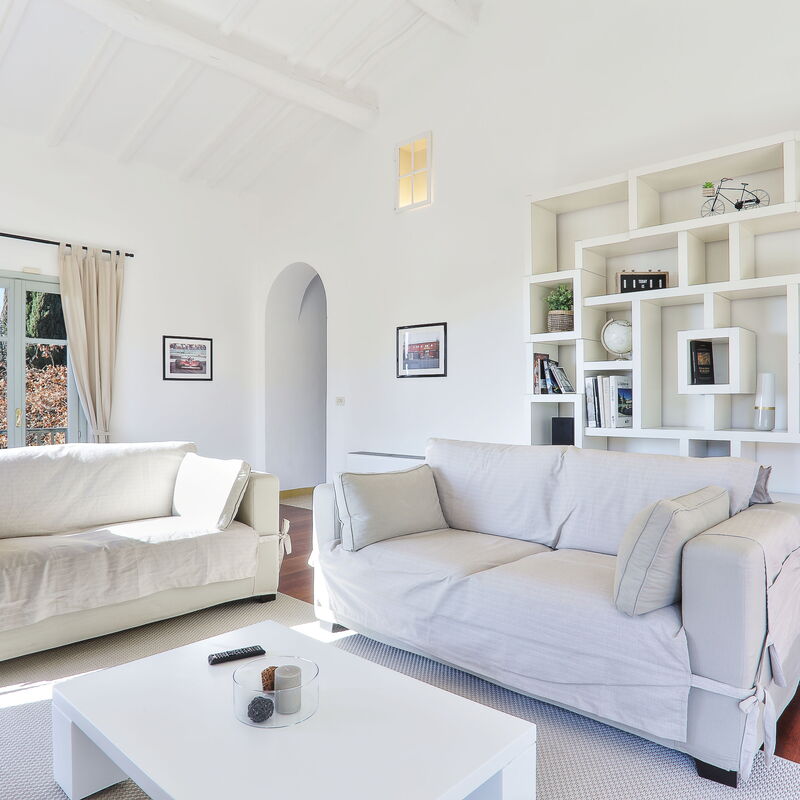 Villa Sport Deluxe: Living Room