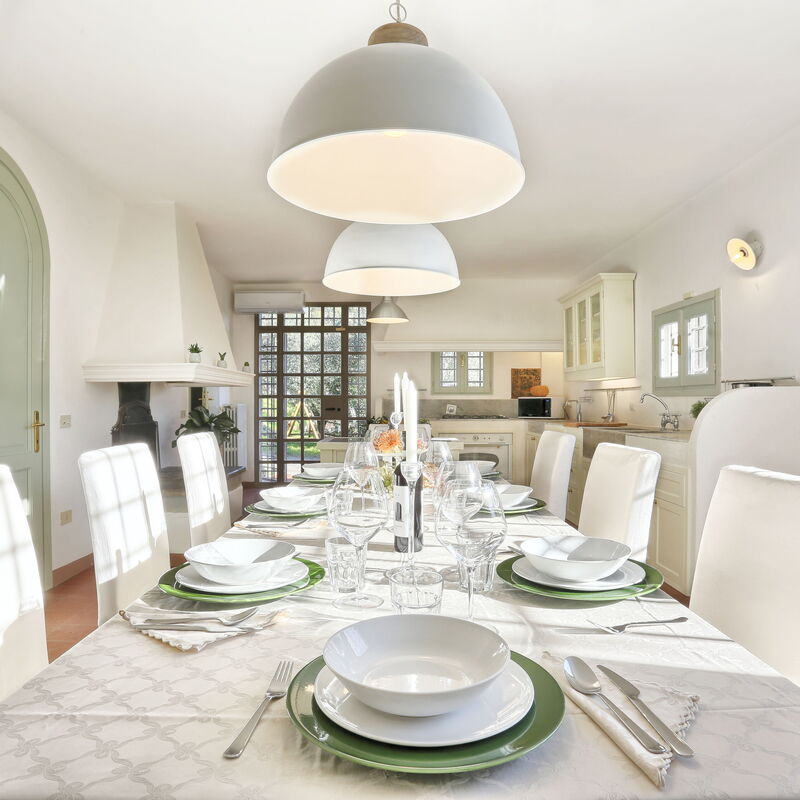 Villa Sport Deluxe: Dining Room, Kitchen
