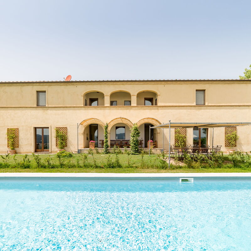 La Loggia Valdorciana: Garden, Main Entrance, Pool
