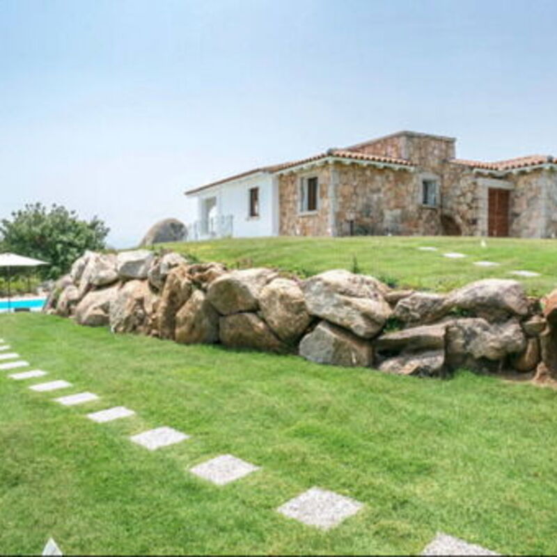 Grand Relais Degli Dei: Garden, Main Entrance