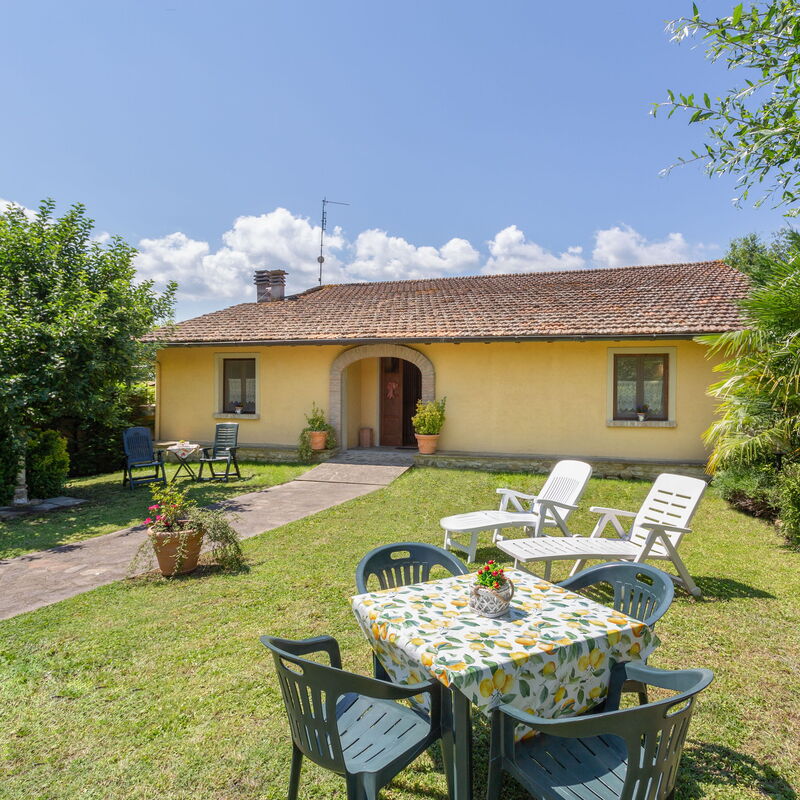 Villa Daria: Building Exterior