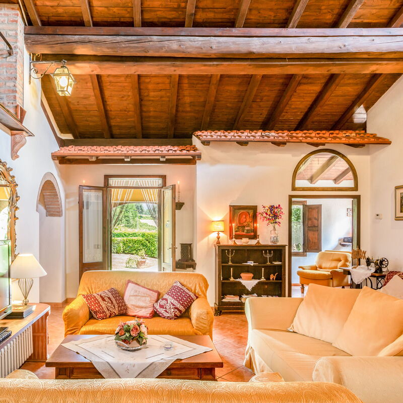 Villa Daria: Living Room