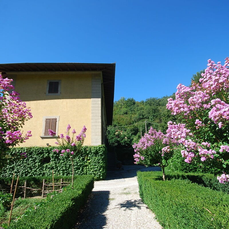 Villa Salaiole: Building Exterior