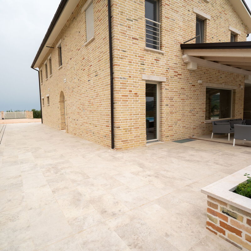 Aso Valley House: Building Exterior, Main Entrance