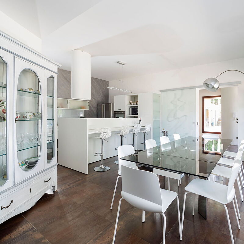 Villa Girgenti: villa-girgenti-contrada-mendolito-kichen-living-room