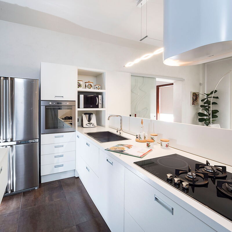 Villa Girgenti: villa-girgenti-contrada-mendolito-kitchen