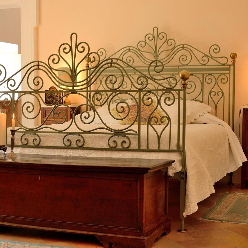 Villa Liberio: villa-storica-colli-al-metauro-pesaro-urbino-bedroom