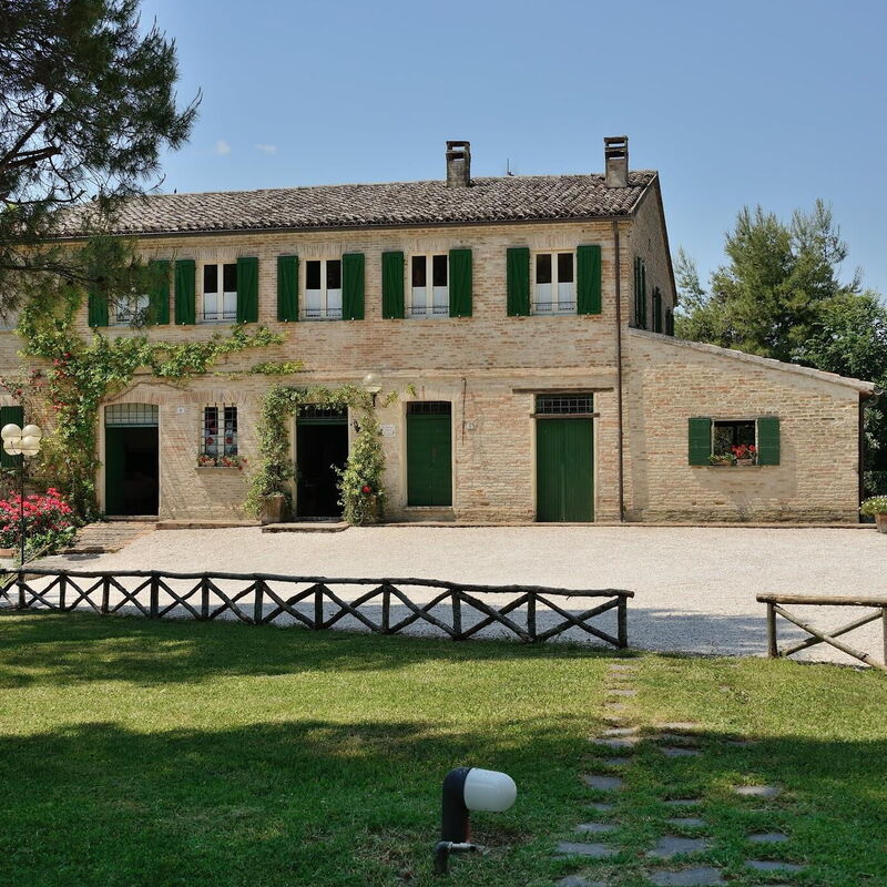 Antico Casolare: antico-casolare-colli-al-metauro-pesaro-urbino-exterior-building