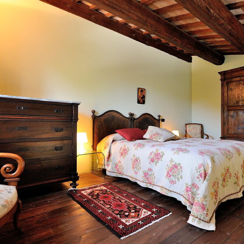 Villa Tombolina: villa-tombolina-colli-al-metauro-pesaro-urbino-bedroom