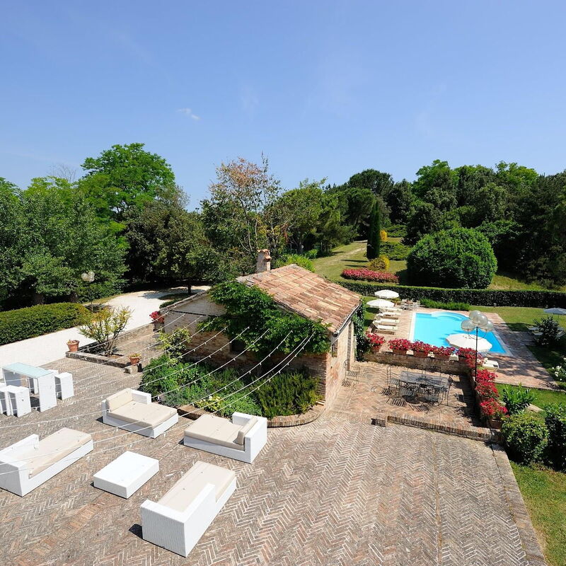 Villa Tombolina: villa-tombolina-colli-al-metauro-pesaro-urbino-pool-views