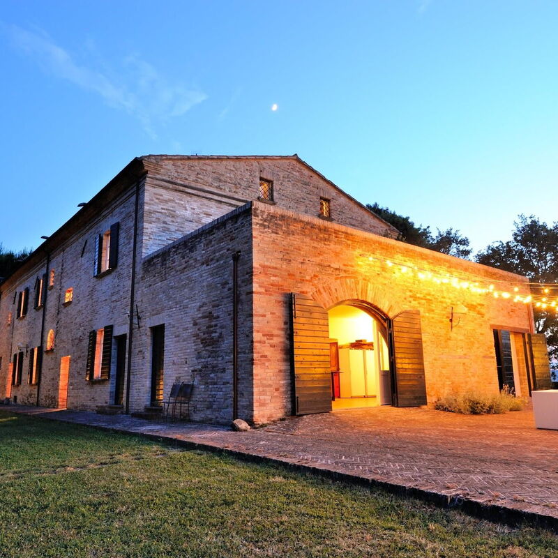 Villa Tombolina: villa-tombolina-colli-al-metauro-pesaro-urbino-exterior-structure