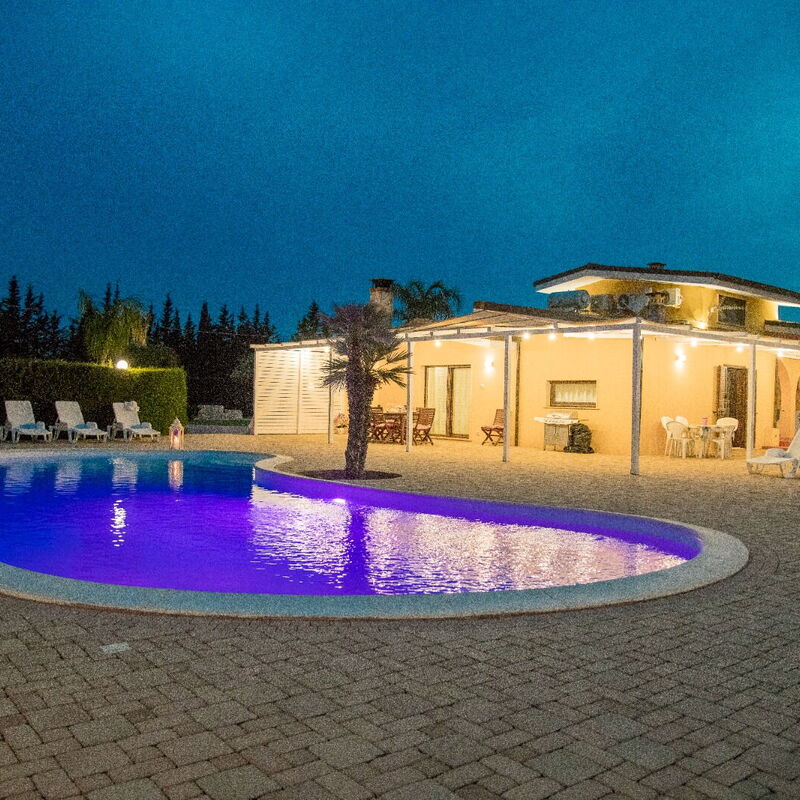 Villa Taranta: Frühling, Herbst, Schwimmbad, Sommer