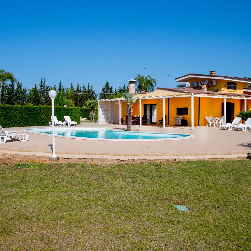 Villa Taranta: Frühling, Herbst, Schwimmbad, Sommer