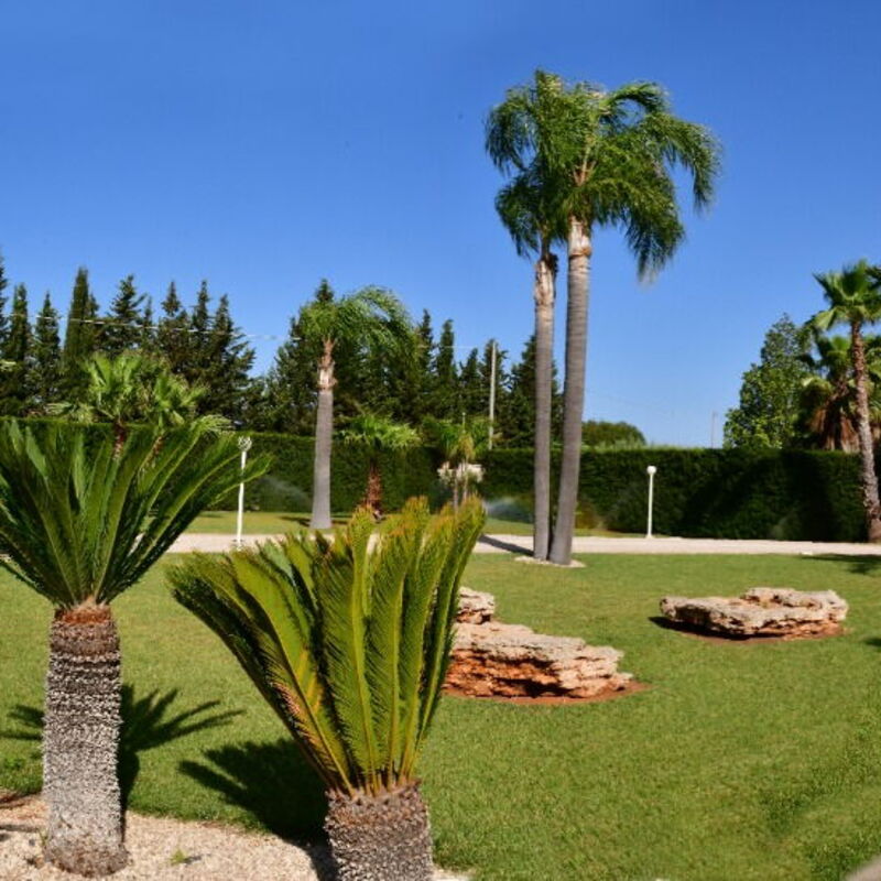 Villa Taranta: Frühling, Garten, Herbst, Sommer