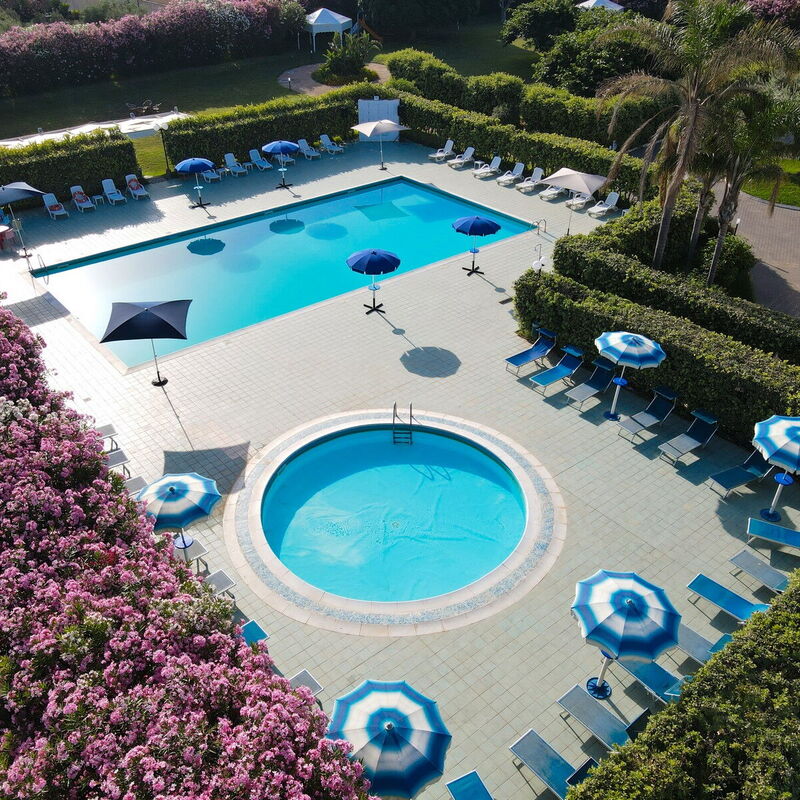 Baraka Apartments: Autumn, Pool, Spring, Summer