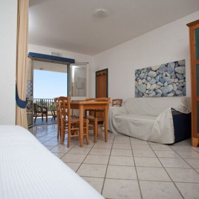 Baraka Apartments: Autumn, Kitchen, Living Room, Spring, Summer