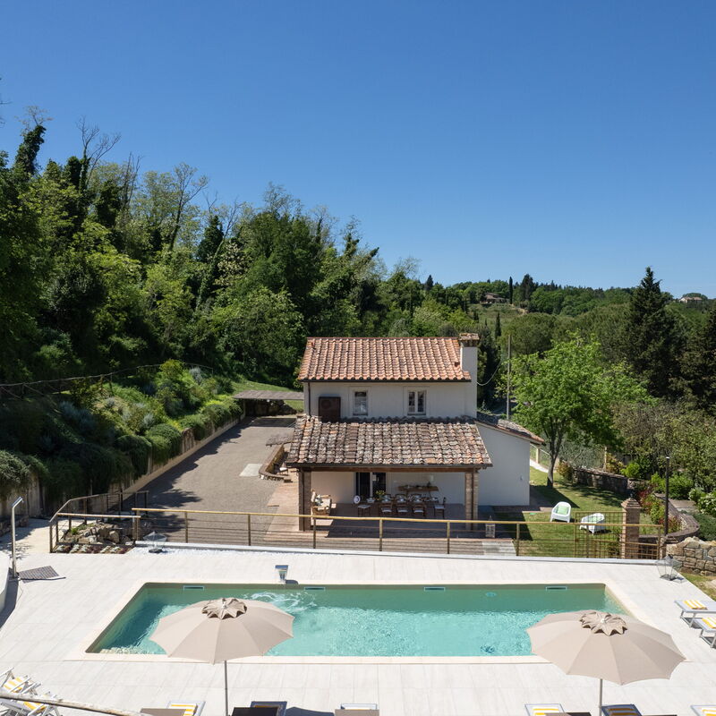 Villa Noemi: Amenities, Autumn, Building Exterior, Garden, Pool, Spring, Summer