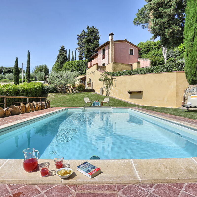 Villa Sunshine: Automne, bassin, Été, Printemps