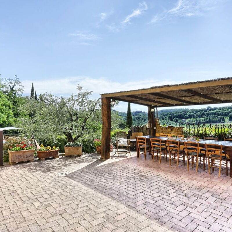 Villa Sunshine: Automne, Été, Extérieurs, Printemps