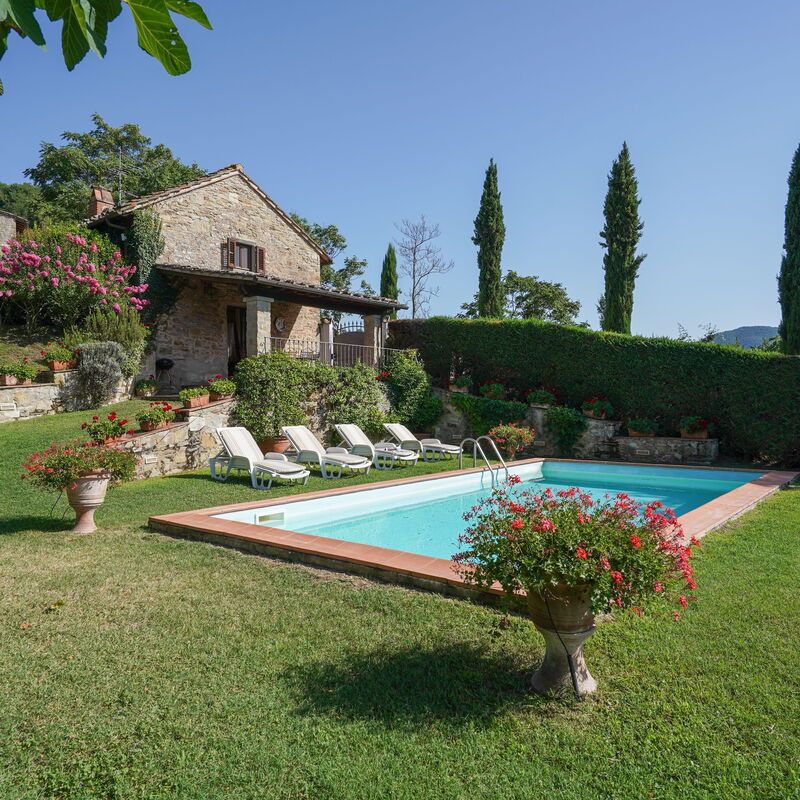 Villa Stefano: Außen, Schwimmbad