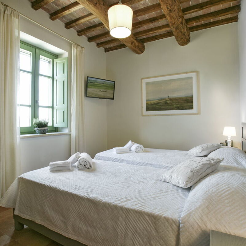 Villa Irene: Amenities, Autumn, Bedroom, Room Detail, Spring, Summer
