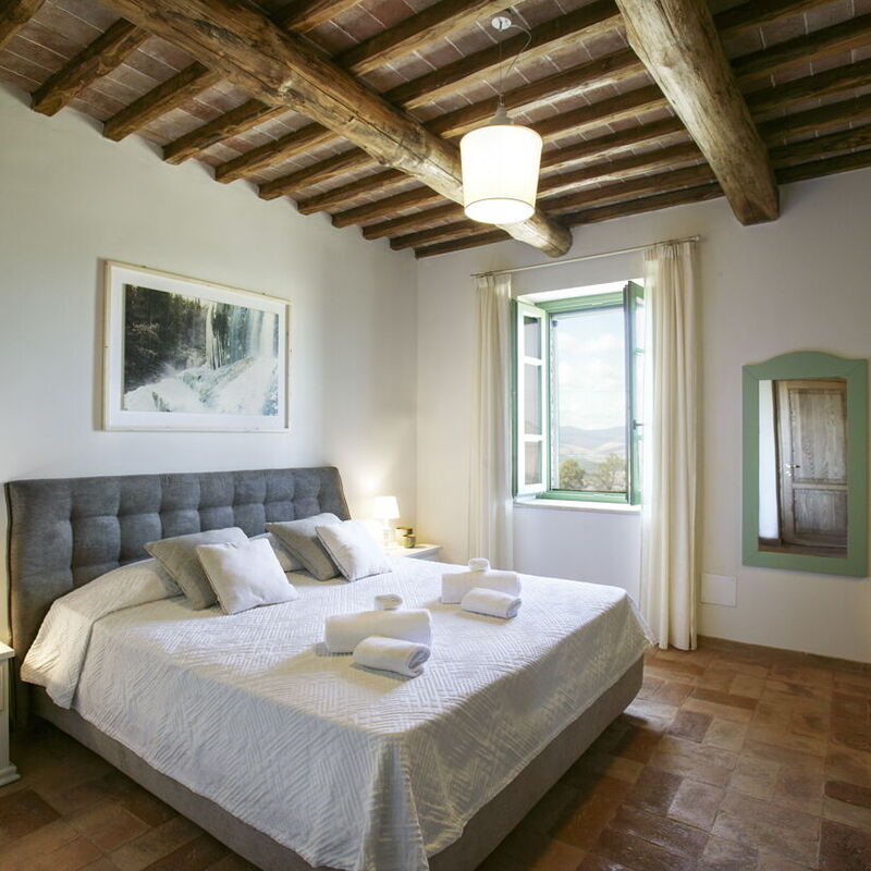Villa Irene: Amenities, Autumn, Bedroom, Room Detail, Spring, Summer