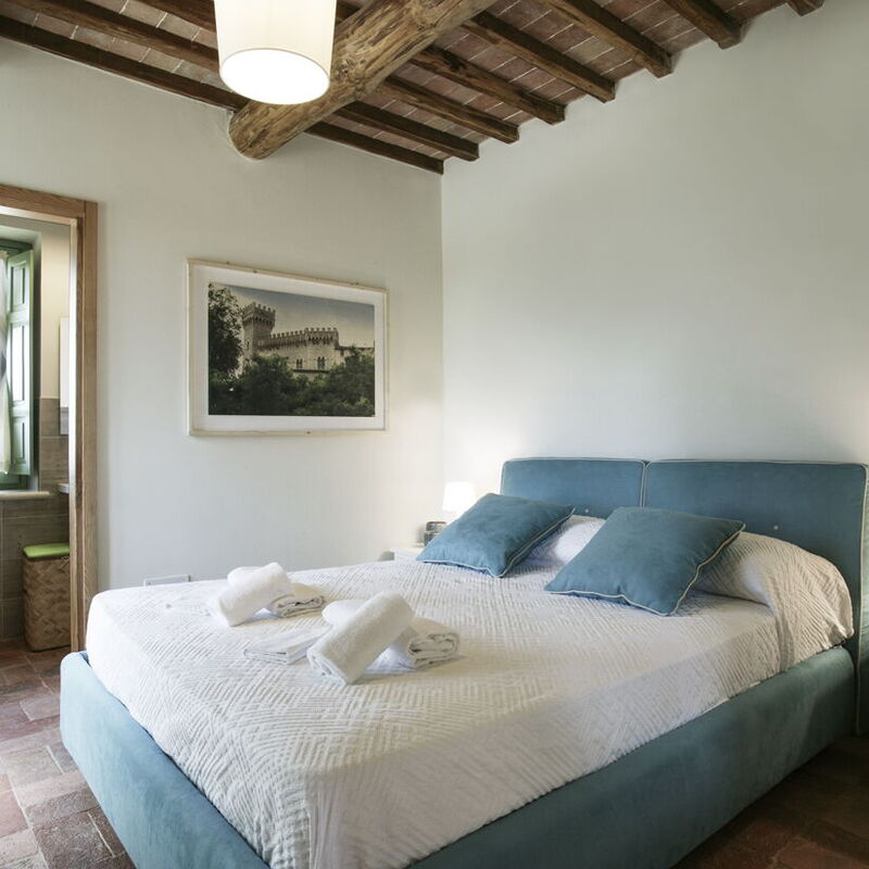 Villa Irene: Amenities, Autumn, Bedroom, Room Detail, Spring, Summer