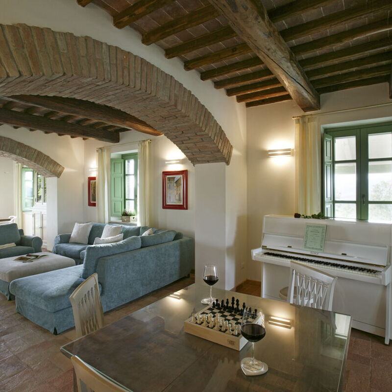 Villa Irene: Amenities, Autumn, Living Room, Room Detail, Spring, Summer