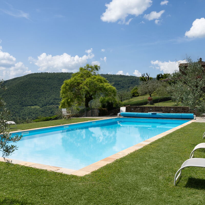 Villa Olivi - Subbiano, Toscana, Pool And Nature: Amenities, Autumn, Building Exterior, Garden, Pool, Spring, Summer