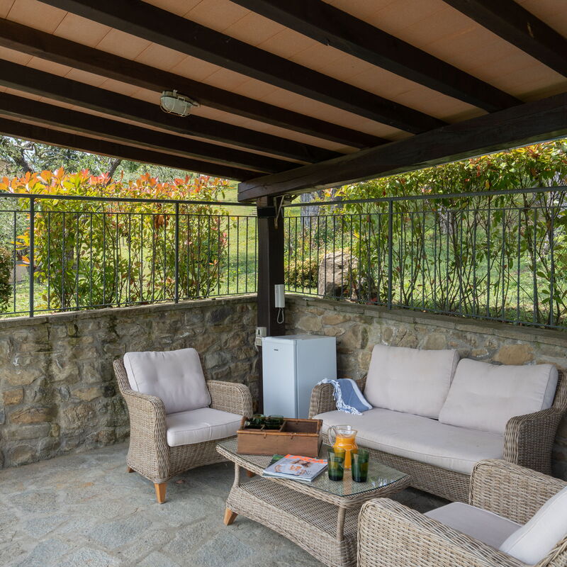 Villa Olivi - Subbiano, Toscana, Pool And Nature: Amenities, Autumn, Building Exterior, Garden, Spring, Summer