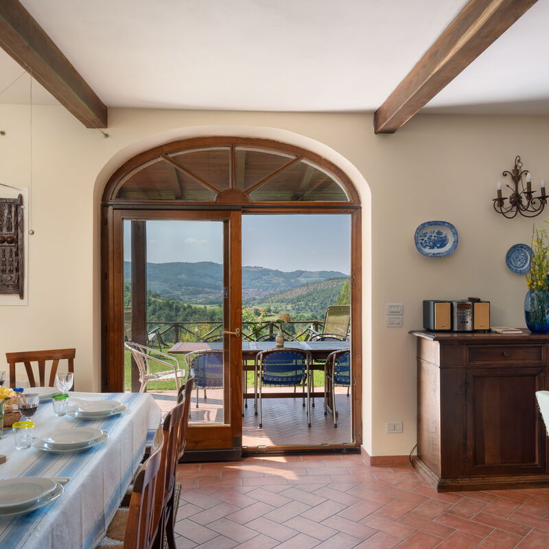 Villa Olivi - Subbiano, Toscana, Pool And Nature: Amenities, Autumn, Dining Room, Room Detail, Spring, Summer