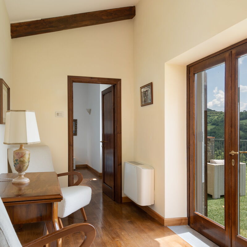 Villa Olivi - Subbiano, Toscana, Pool And Nature: Amenities, Autumn, Other Room, Room Detail, Spring, Summer