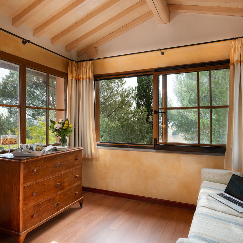 Villa Monte Bottigli: Sitting area of bedroom 1