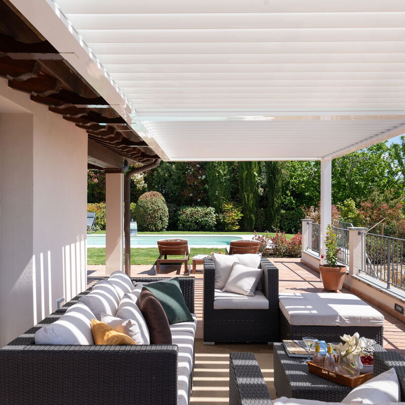 La Capannina Di Pillo: Balcony / Terrace / Patio, Building Exterior, Outdoor