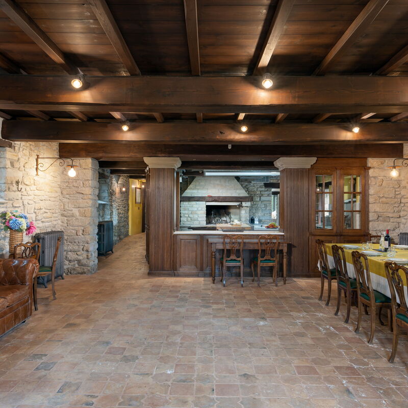 Villa Torre Delle Rose - Firenzuola, Private Pool, Ac, Privacy: Autumn, Living Room, Spring, Summer