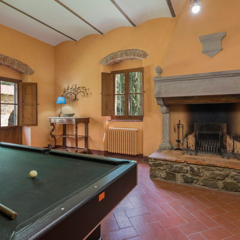 Belvedere - Falceto, Ambra, Toscana: Activities, Amenities, Autumn, Living Room, Room Detail, Spring, Summer