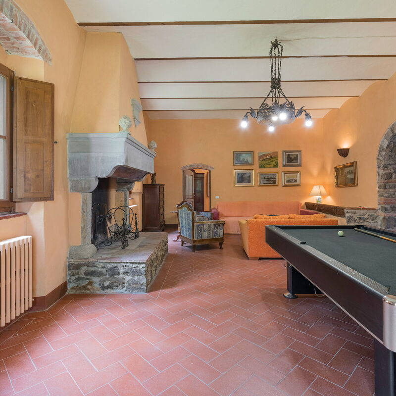 Belvedere - Falceto, Ambra, Toscana: Activities, Amenities, Autumn, Living Room, Room Detail, Spring, Summer
