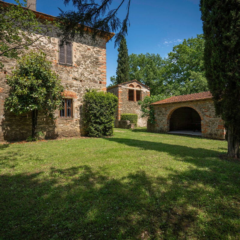 Belvedere - Falceto, Ambra, Toscana: Amenities, Autumn, Building Exterior, Garden, Spring, Summer