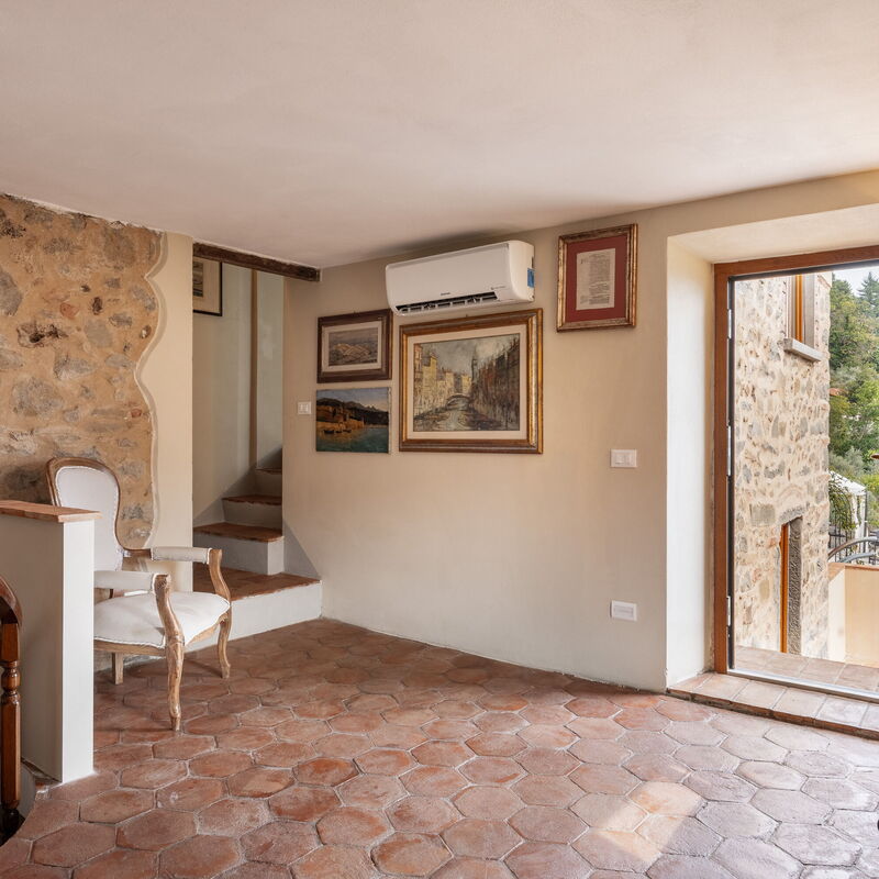 Shaleo, Private Pool, Wifi, Ac, Marliana, Toscana: Agréments, Automne, Détails de la chambre, Entrée principale, Été, Printemps
