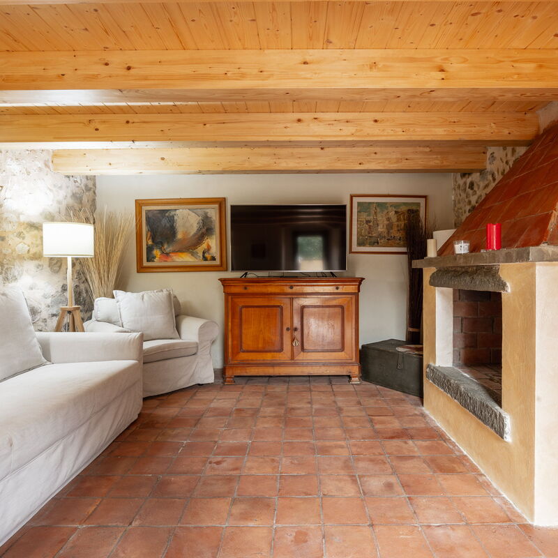 Shaleo, Shared Pool, Wifi, Ac, Marliana, Toscana: Ausstattung, Frühling, Herbst, Sommer, Wohnzimmer, Zimmerdetails